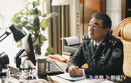 影片中的喵星人形象可爱呆萌它的每一次跳跃每一次翻滚都充满了活力和动感而那些奇幻生物们则各具特色有的拥